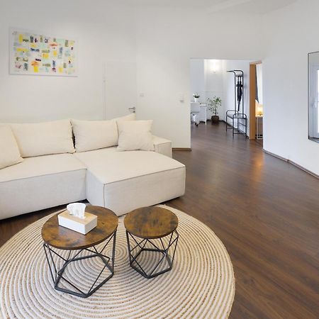 Ruhrapartments #Naehe A40 #Zentral #Fastwifi #Perfekt Fuer Familien Und Geschaeftsreisen Bochum Esterno foto