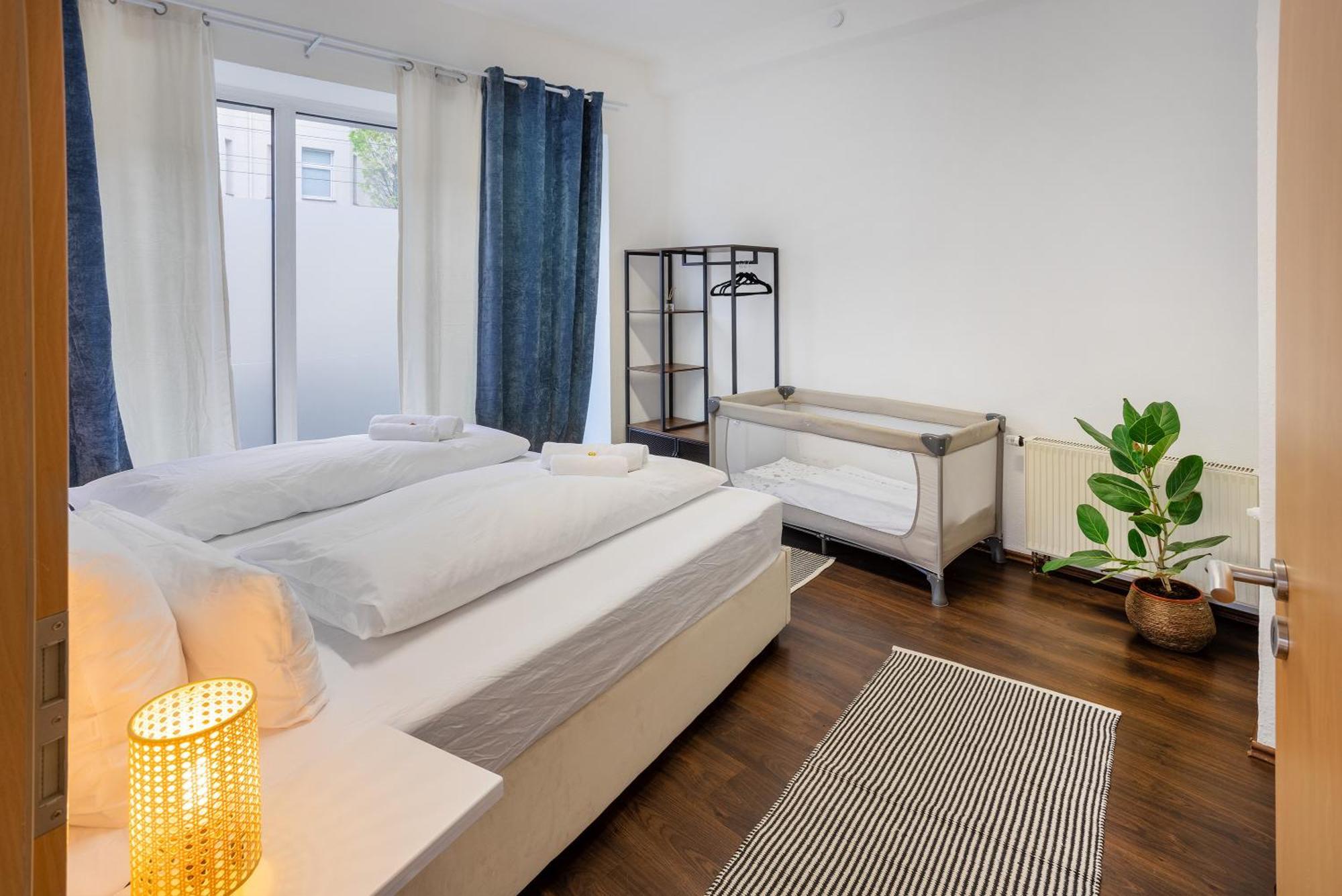 Ruhrapartments #Naehe A40 #Zentral #Fastwifi #Perfekt Fuer Familien Und Geschaeftsreisen Bochum Esterno foto